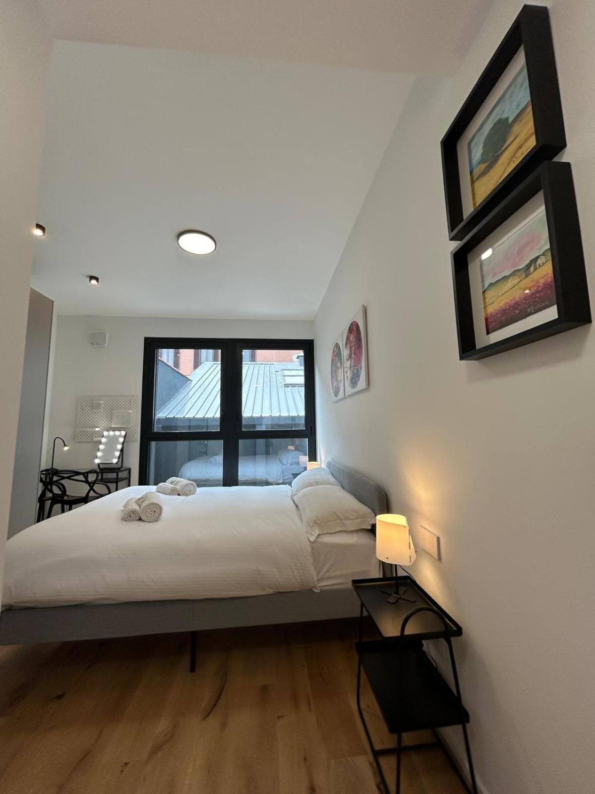 Kibilu Luxury Apt With Terrace, Isola District And Near Garibaldi Station Milan Luaran gambar