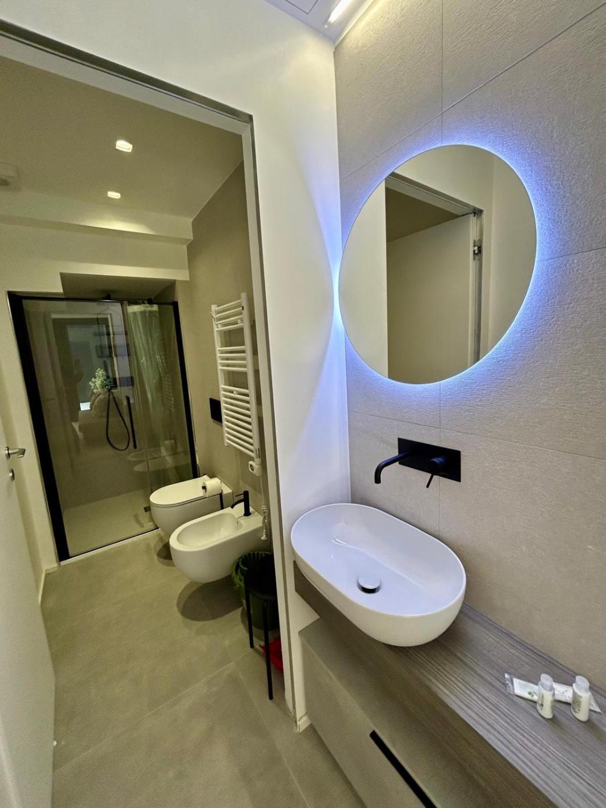 Kibilu Luxury Apt With Terrace, Isola District And Near Garibaldi Station Milan Luaran gambar