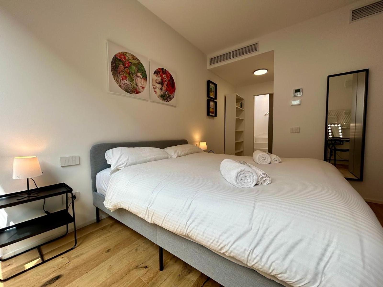 Kibilu Luxury Apt With Terrace, Isola District And Near Garibaldi Station Milan Luaran gambar