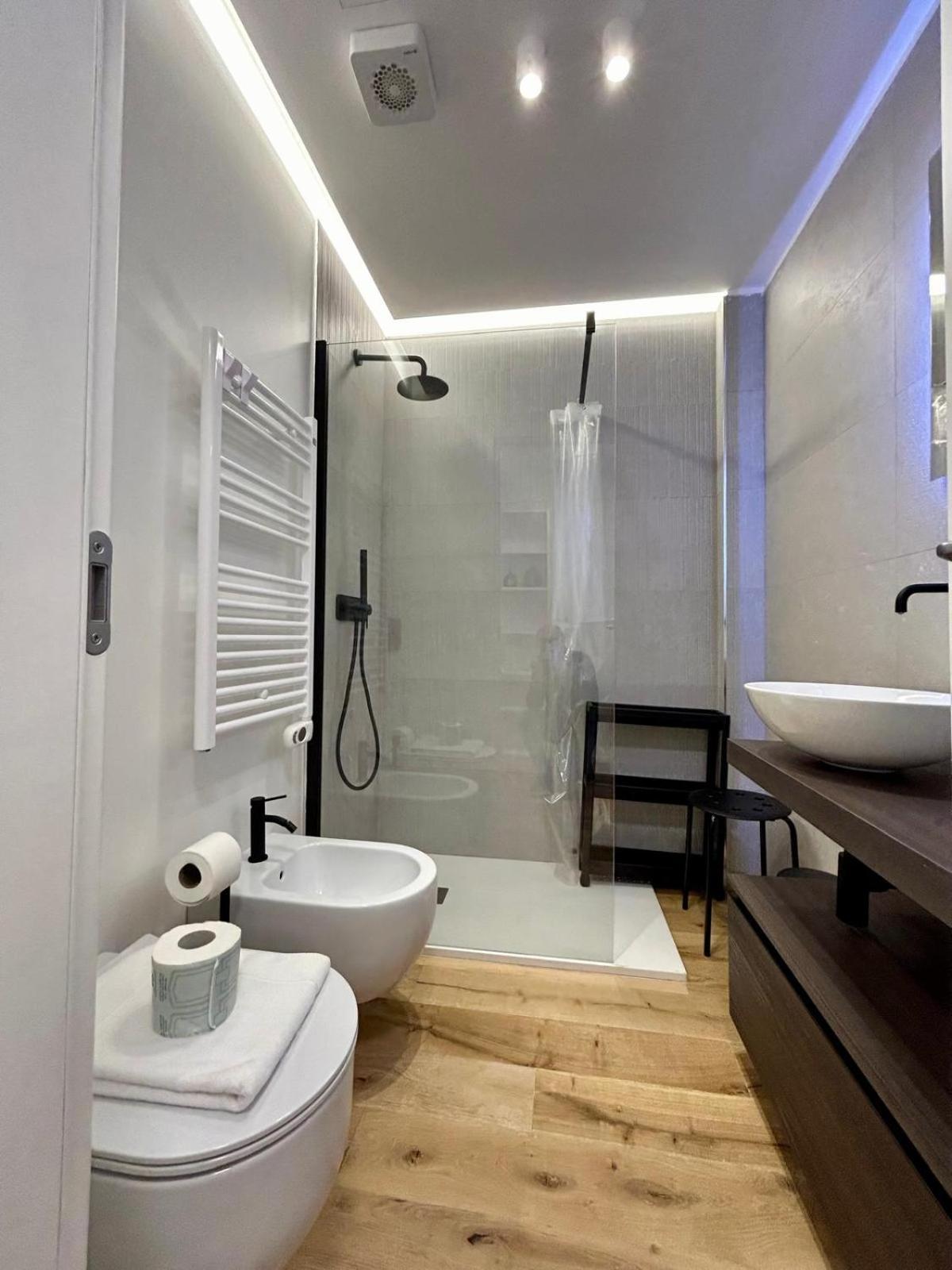 Kibilu Luxury Apt With Terrace, Isola District And Near Garibaldi Station Milan Luaran gambar